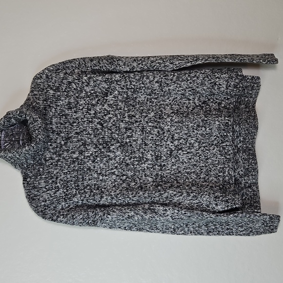 Old Navy Women’s Marled Turtleneck Sweater Black White Knit Small - Picture 1 of 11